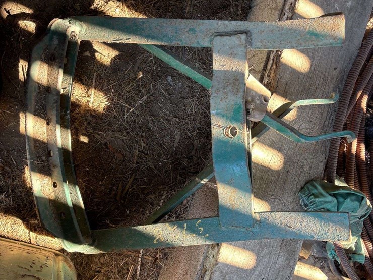 miscellaneous-oliver-tractor-parts-image-16
