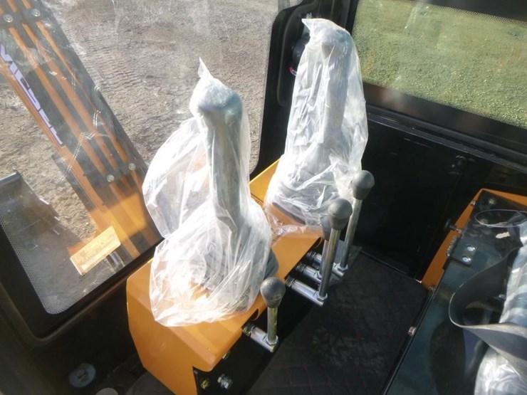 2025-vicsec-vc13c-hydraulic-excavator-image-21