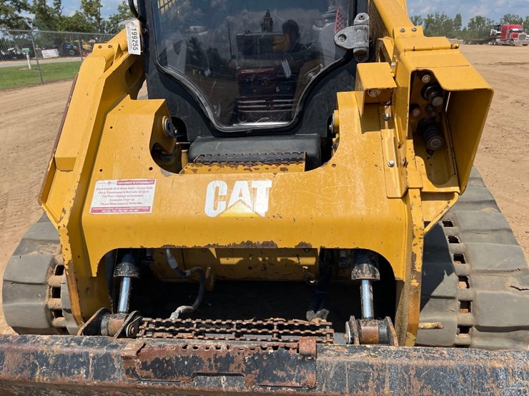 2019-caterpillar-299d2-xhp-image-19