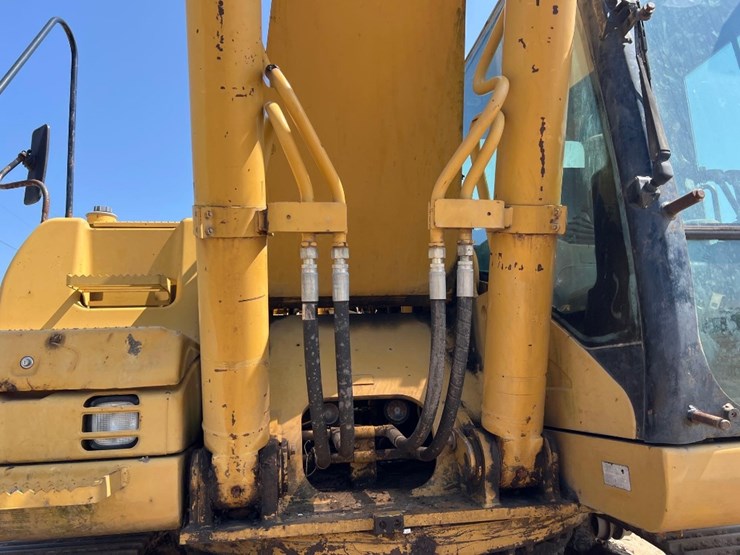 2007-caterpillar-330dl-image-26