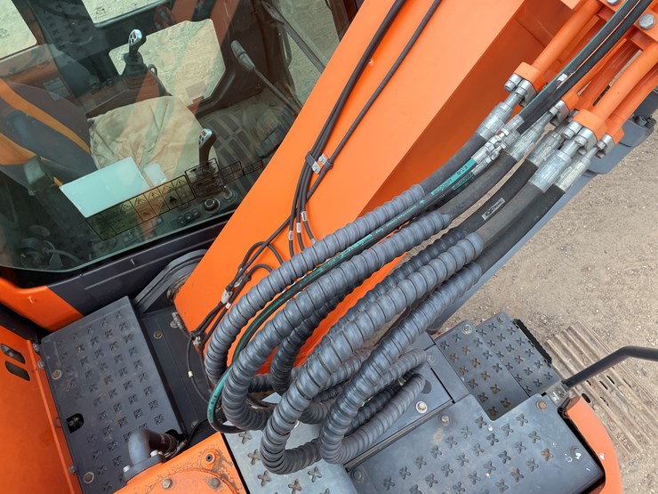 #2052-•-doosan-dx140llr-excavator-(cambridge,-mn)-image-37
