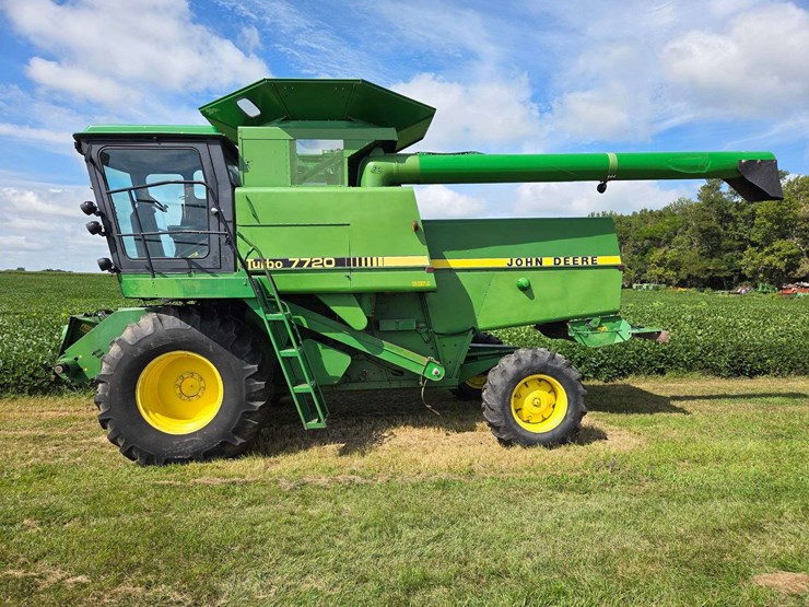 john-deere-7720-image-3