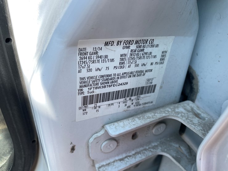 #2135-•-2015-ford-f350-pickup-truck-(has-mn-title)-image-24