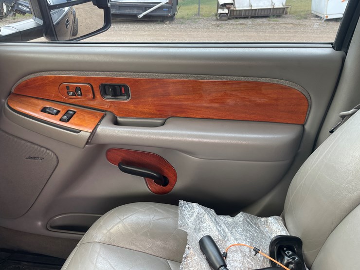 2003-chevrolet-silverado-2500-image-71