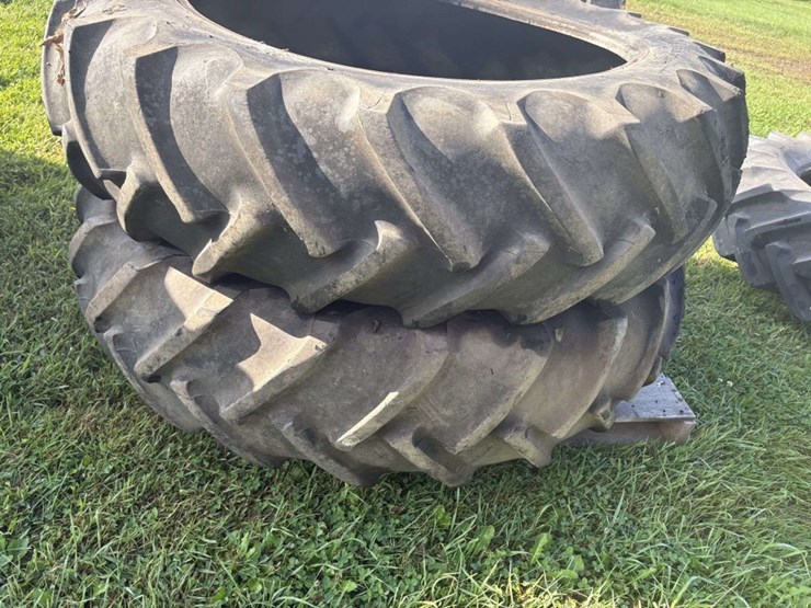 (2)-15.5-38-tractor-tires-image-3