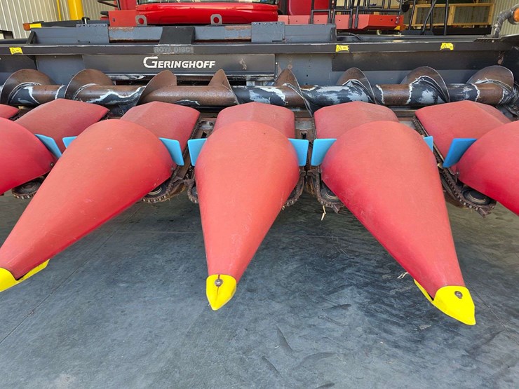 2001-geringhoff-rota-disc-8-row-30”-chopping-corn-head,-red-poly-snouts,-headsite,-flagship-hookup,-image-10