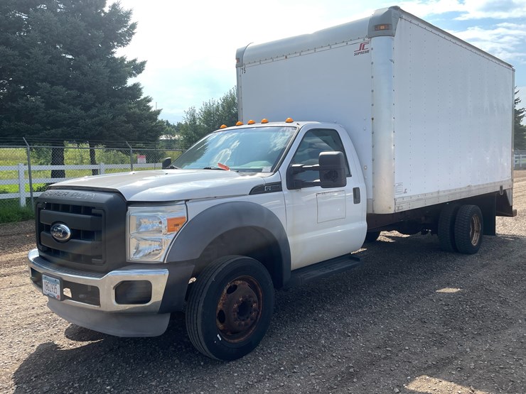 2011-ford-f550-image-1