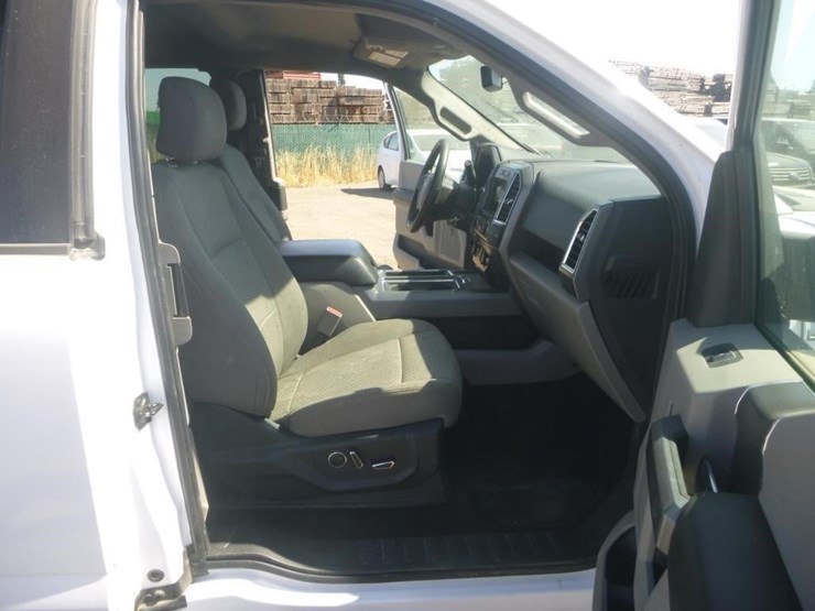 2016-ford-f150-image-10