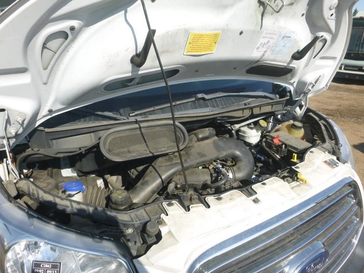 2018-ford-e350-image-12