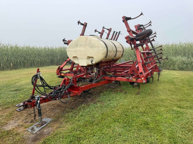 case-ih-4800-image-18
