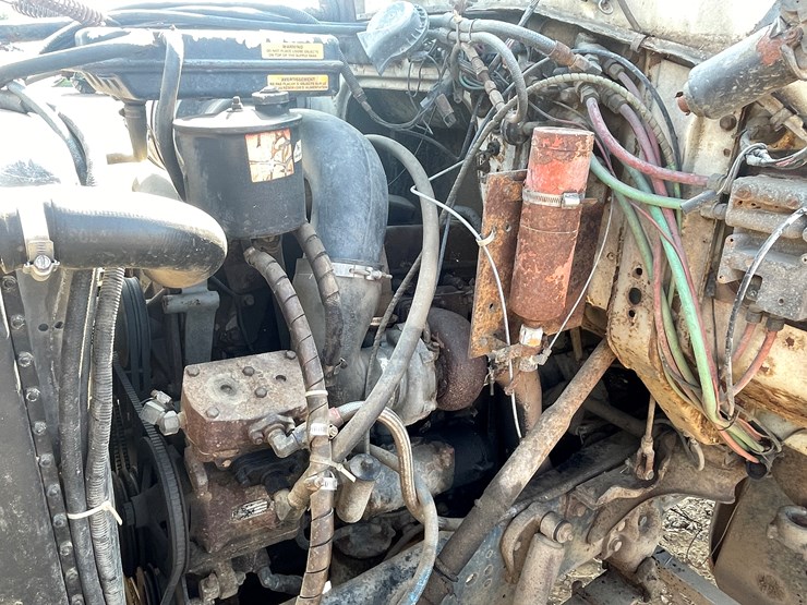 1991-ford-l8000-image-22