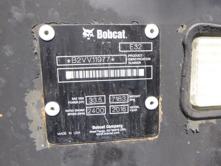 2016-bobcat-e32-image-33
