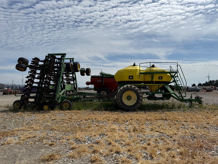 john-deere-1900-image-4