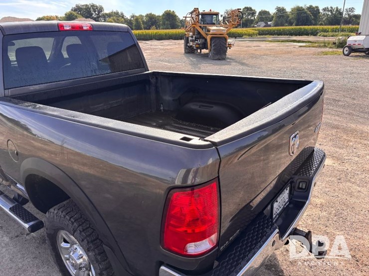 2018-dodge-ram-2500-image-30
