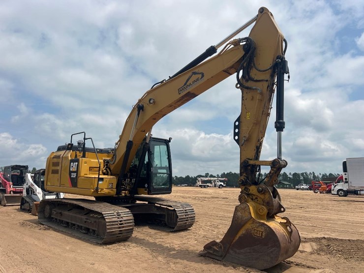 2015-caterpillar-323fl-image-6