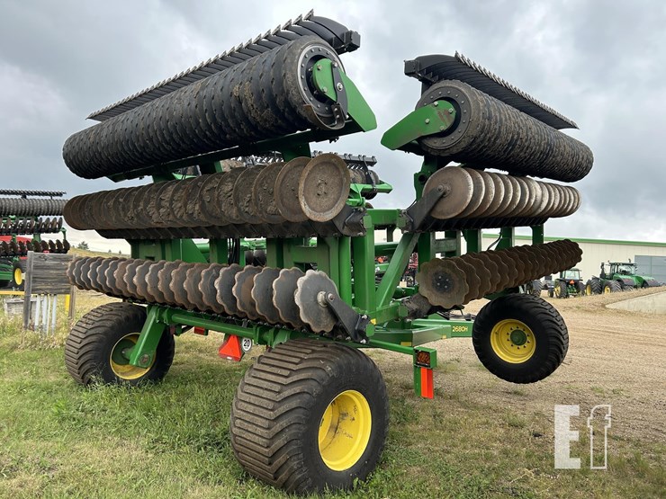 2021-john-deere-2680h-image-7