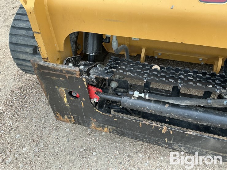 2022-caterpillar-289d3-image-13