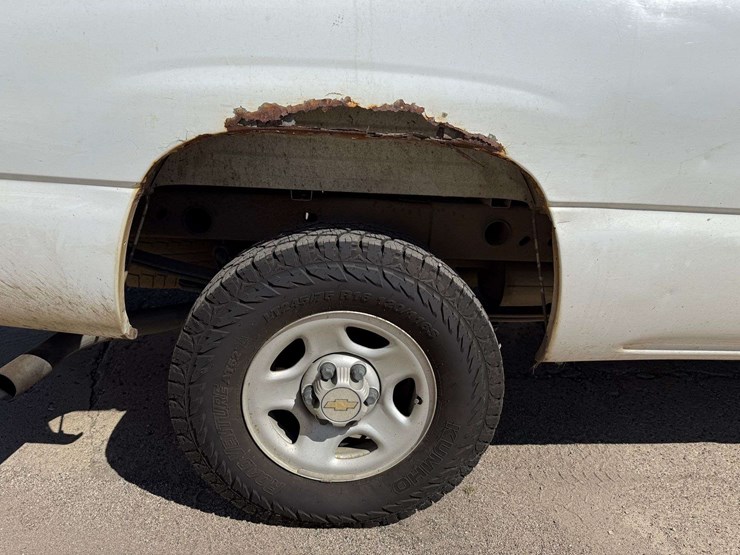 2001-chevrolet-1500-image-33
