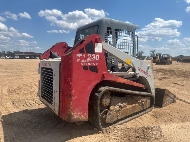 takeuchi-tl230-image-4
