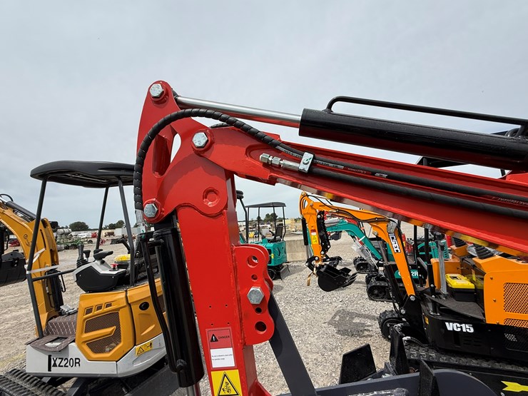 #220-•-#26484-•-unused-cfg-mx15rx-mini-excavator-image-21