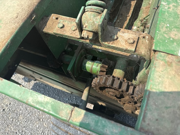john-deere-346-image-17