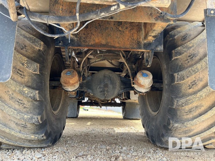 2015-case-ih-titan-4530-image-66