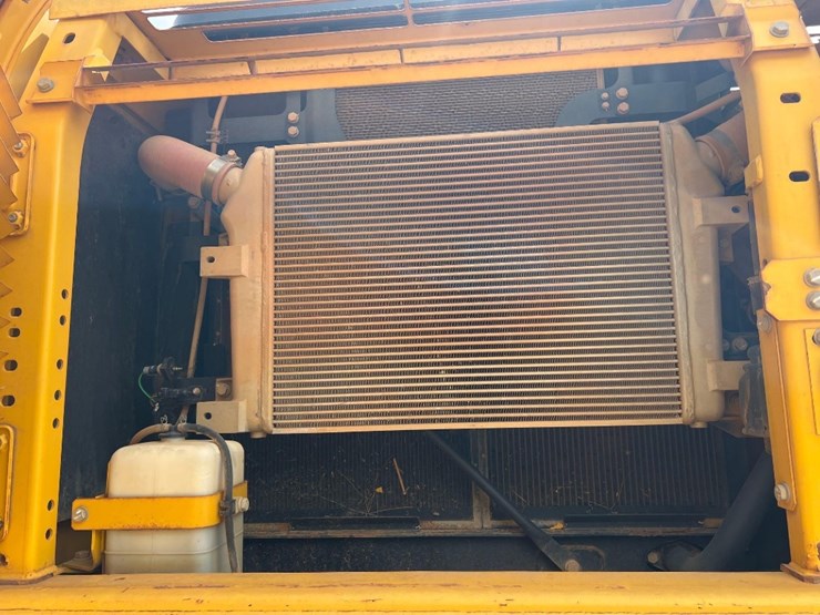 2018-komatsu-pc360-lc-11-image-29