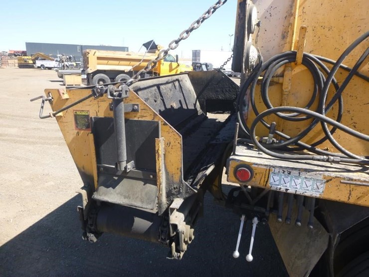 2006-international-durastar-4300-image-13
