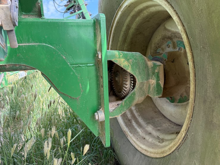 john-deere-1900-image-32