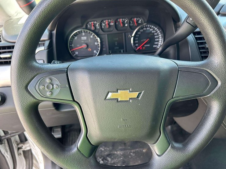 2016-chevrolet-tahoe-image-13