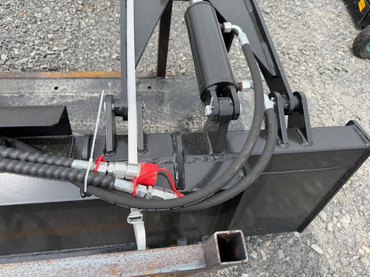 #2000-•-#26528-•-unused-giyi-gy-pg72c-72"-skid-steer-plate-grabber-c-pbzmq722507143-image-9