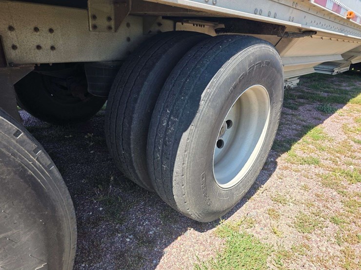 2013-wilson-50'-hopper-bottom-trailer,-84"-wide-with-102"-sides,-commodity-tubes,-ddl-triple,-electr-image-39