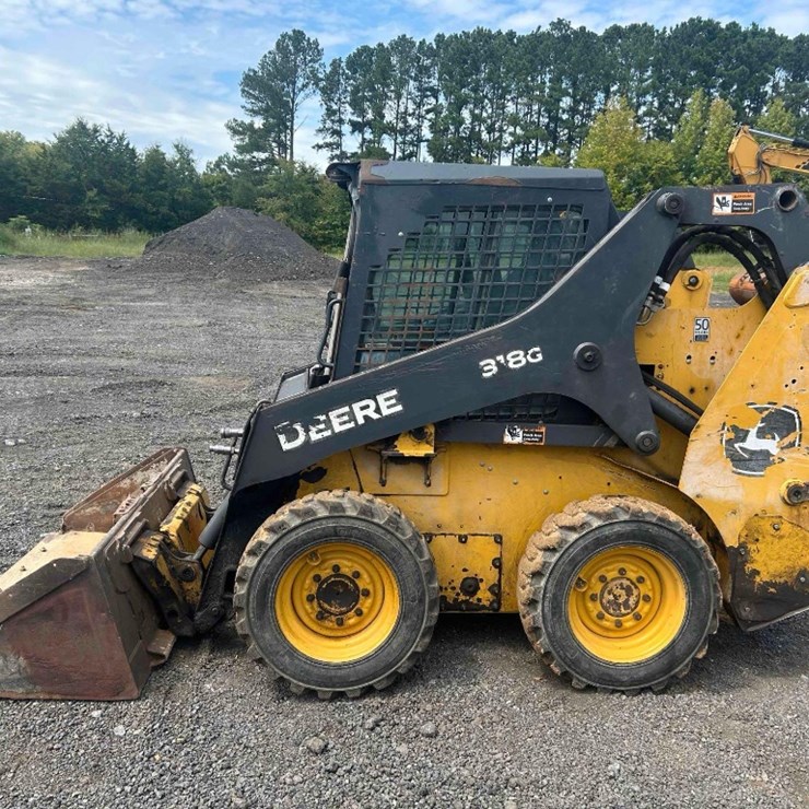 2020 DEERE 318G