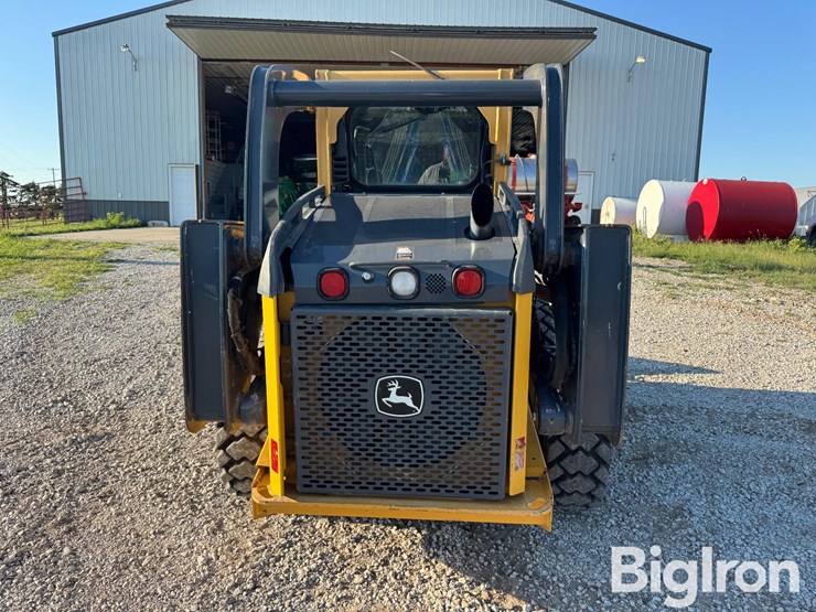 2011-deere-326d-image-6