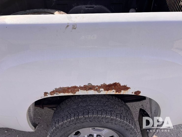 2013-gmc-2500-image-26