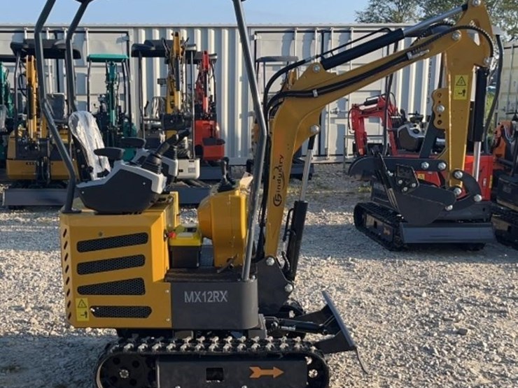 2025-cfg-mx12rx-mini-excavator-image-4