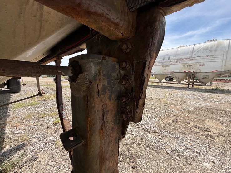 2011-merritt-42-image-54