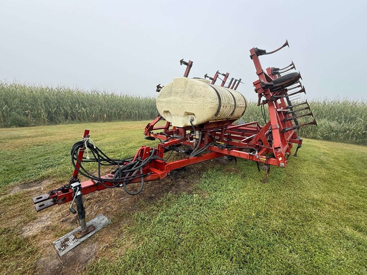case-ih-4800-image-15