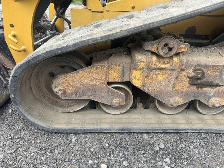 2014-caterpillar-289d-image-11