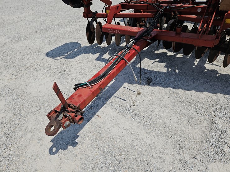 case-ih-3900-image-2
