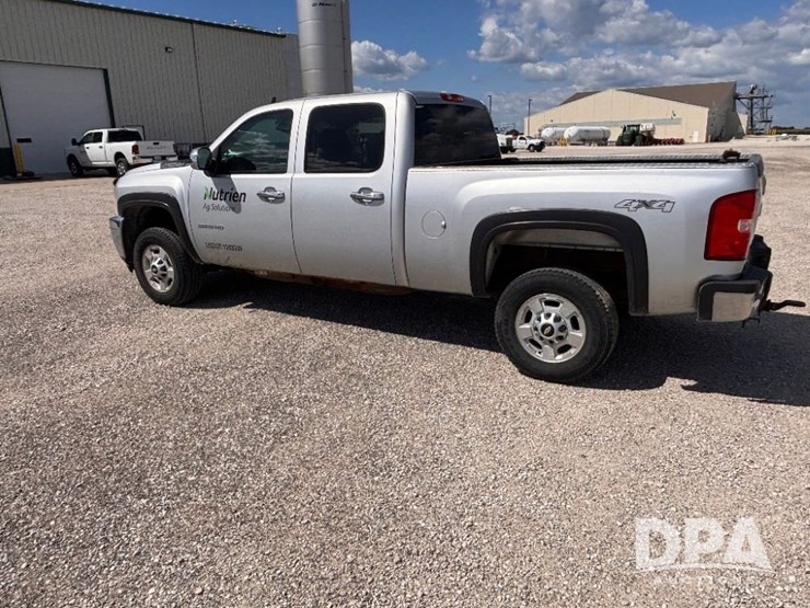2014-chevrolet-2500hd-image-12