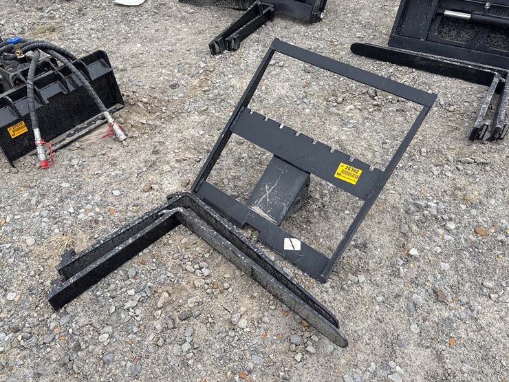 #230-•-#26392-•-unused-visec-mini-excavator-forks-image-1