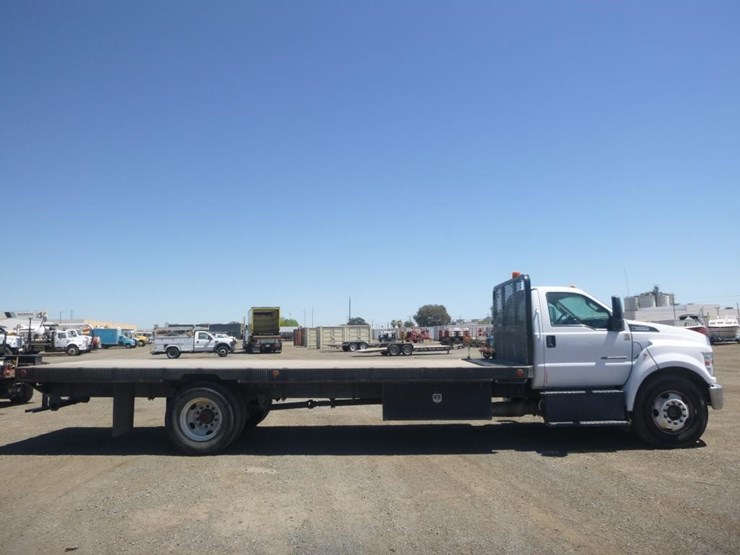 2017-ford-f650-image-7