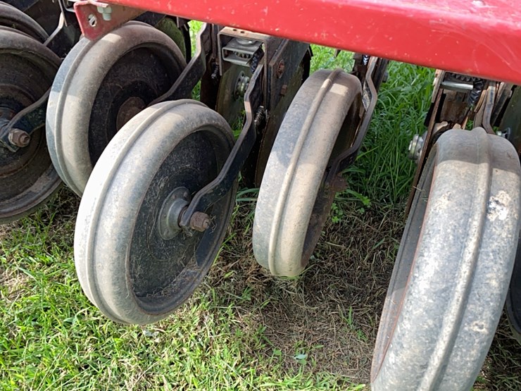 case-ih-5100-image-22