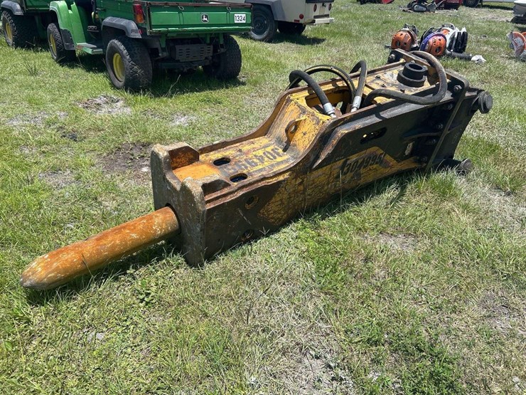 2018-danda-220v-hydraulic-breaker-excavator-attachment-image-4