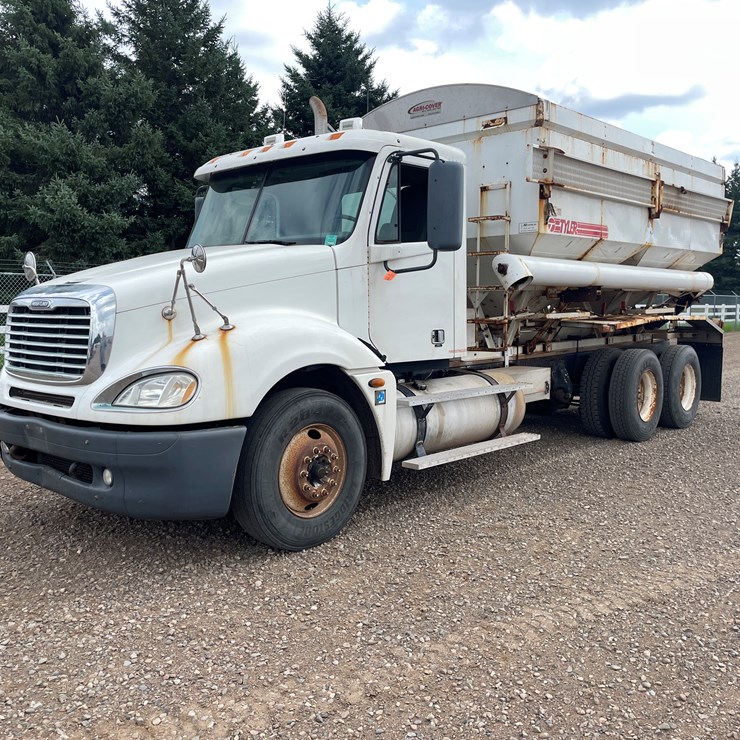 #2100 • 2006 Freightliner Grain Truck (Has MN Title)