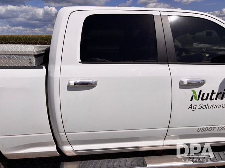 2016-dodge-ram-2500-image-43