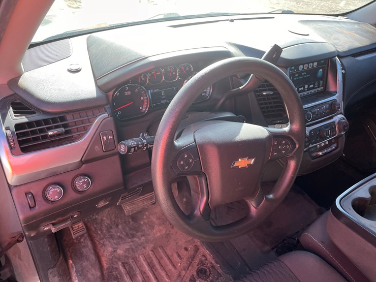 2019-chevrolet-tahoe-image-16