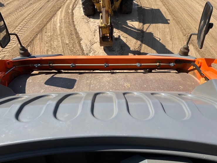 2016-hamm-hd+-120i-smooth-double-drum-roller-image-29