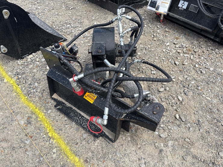 #230-•-#26349-•-unused-giyi-mini-skid-steer-stump-grinder-szymj250736-image-4